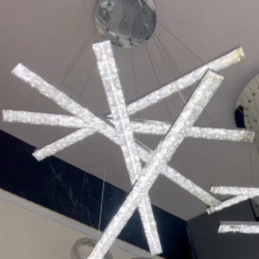 Lustra LED suspendata cu...